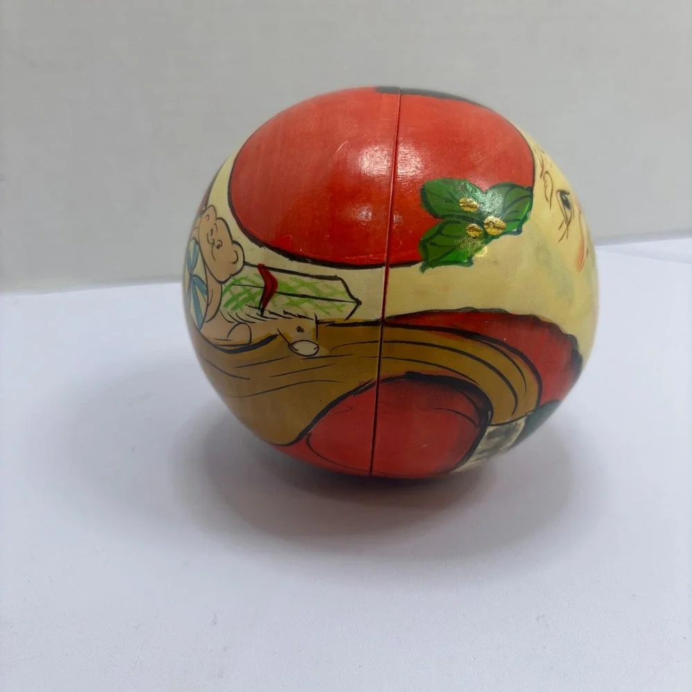 Vintage Santa Claus Wooden Nesting Spheres With 3 Christmas Matryoshka Dolls